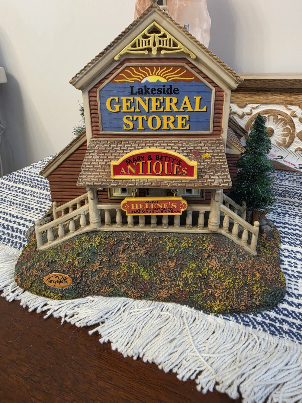 Department 56 Terry Redlin Good Morning America Lakeside General Store 2006